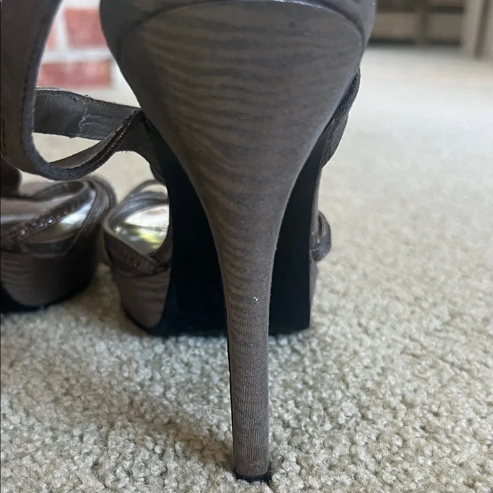 Adrianna Papell Metallic Strappy Heels‎